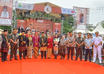 Pesta Rakyat Kaltim Meriahkan Peringatan HUT ke-67 dengan Promosi Capaian Pemerintah dan UMKM Lokal