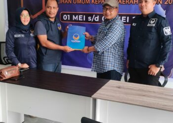 Mahyudin Ambil Formulir Pendaftaran Calon Gubernur ke Partai NasDem Kaltim