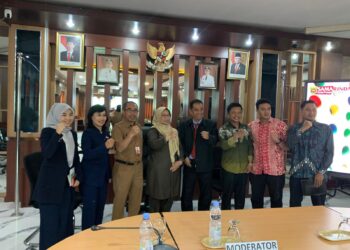 Dosen FISIP UWGM Samarinda, Gaungkan Kota Samarinda Sebagai Kota Ramah Lansia
