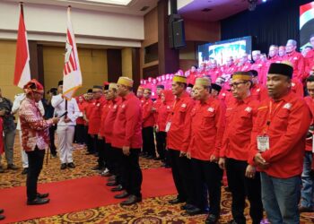 Pelantikan Pengurus BPD KKSS Samarinda: Muslimin Arahkan Fokus pada Program Pembangunan dan Netralitas Politik