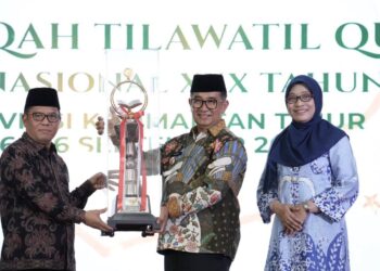 Pemprov Kalimantan Timur Menyambut Kafilah MTQN 2024 di Malam Ta’aruf 