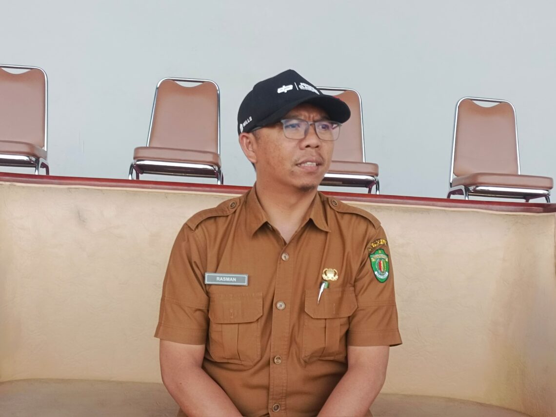 Dispora Kaltim Teruskan Program Pembagian Bola untuk SSB, Sudah Capai 1400 Bola di Tahun Kedua