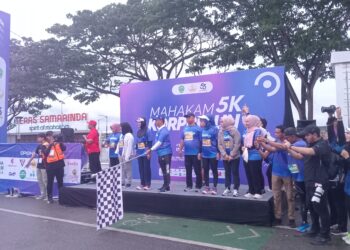 Sekretaris DPRD Kaltim Ikut Serta Meriahkan Mahakam Korpri Run 2024