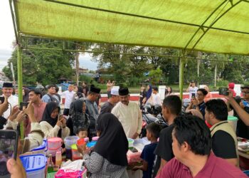 Bupati Edi Damansyah Resmi Buka Lorong Ramadan di Tenggarong, Sediakan Ragam Kuliner Khas Ramadan
