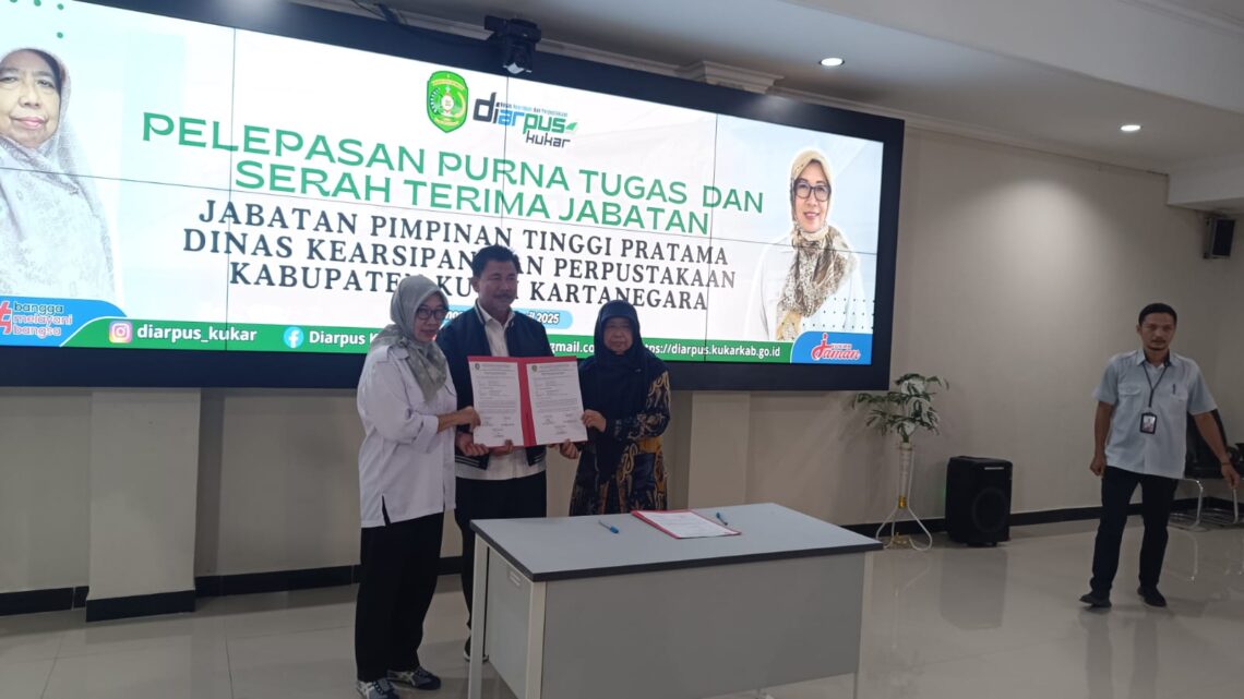 Sekda Harap Kepemimpinan Baru Bawa Semangat Baru di Dinas Kearsipan dan Perpustakaan Kukar