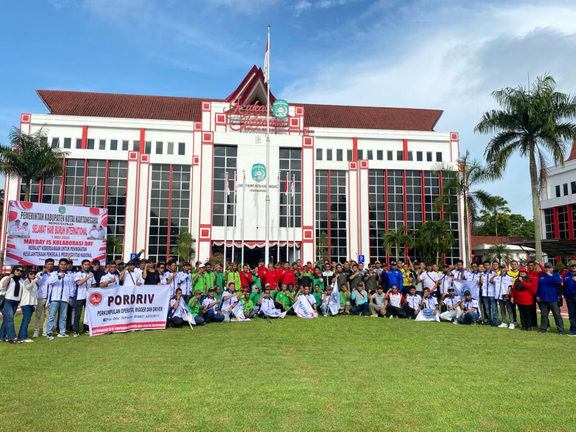 Sekda Kukar Pimpinan Apel May Day