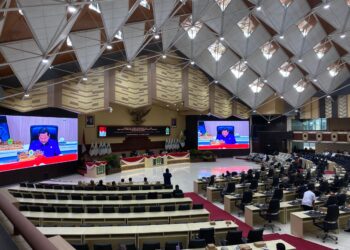 Paripurna ke-16 DPRD Kaltim, Fraksi Sampaikan Pandangan atas RPJMD 2025–2029