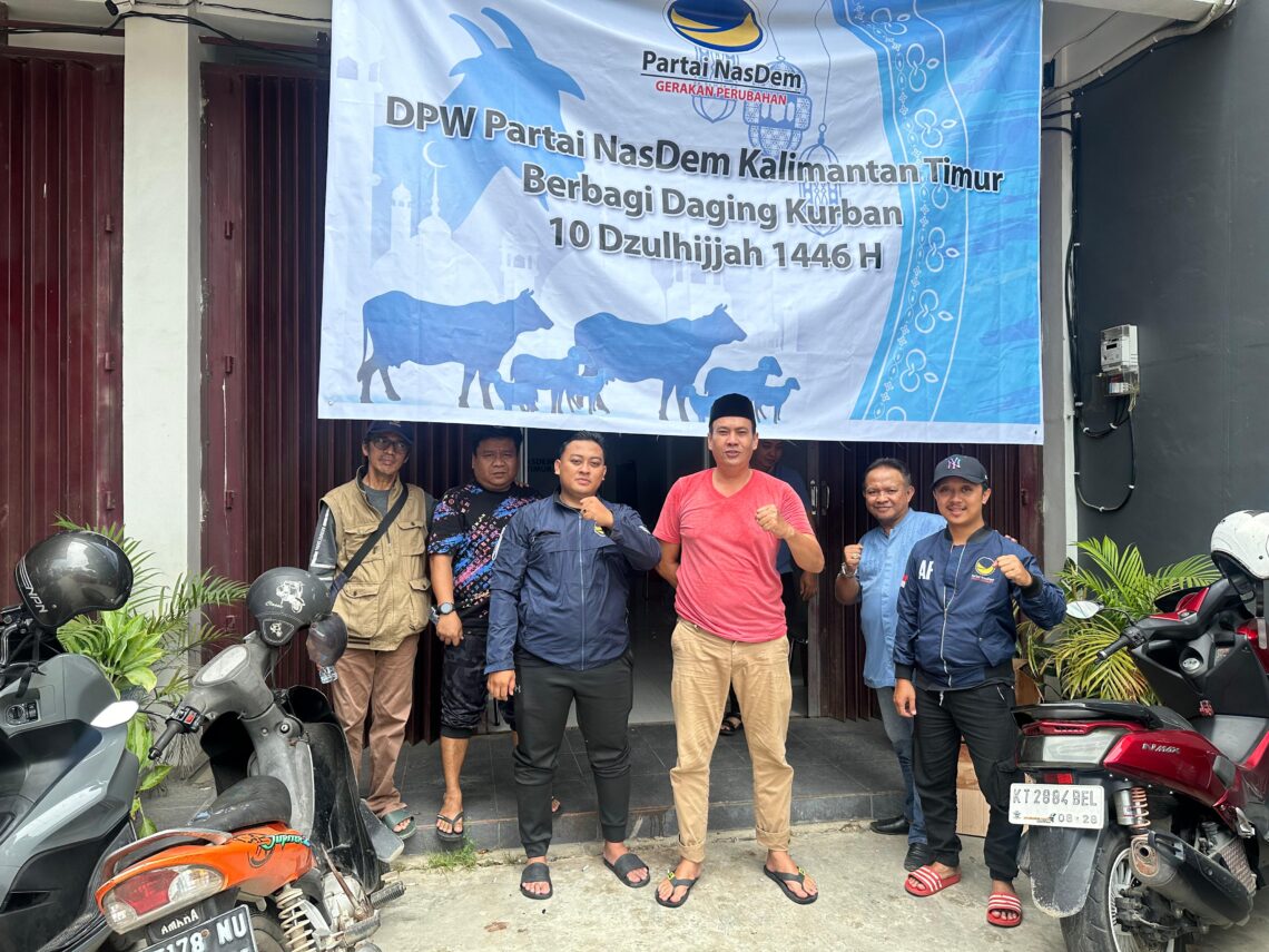 NasDem Kaltim Tebar 23 Ekor Sapi dan 10 Ekor Kambing Qurban untuk Masyarakat