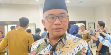 Fadly Himawan Soroti Pentingnya Transparansi dan Prioritas dalam Program Seragam Gratis GratisPol