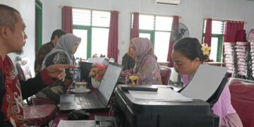 Disdukcapil Kukar Terapkan Sistem Layanan Ganda untuk Jangkau Wilayah Blank Spot