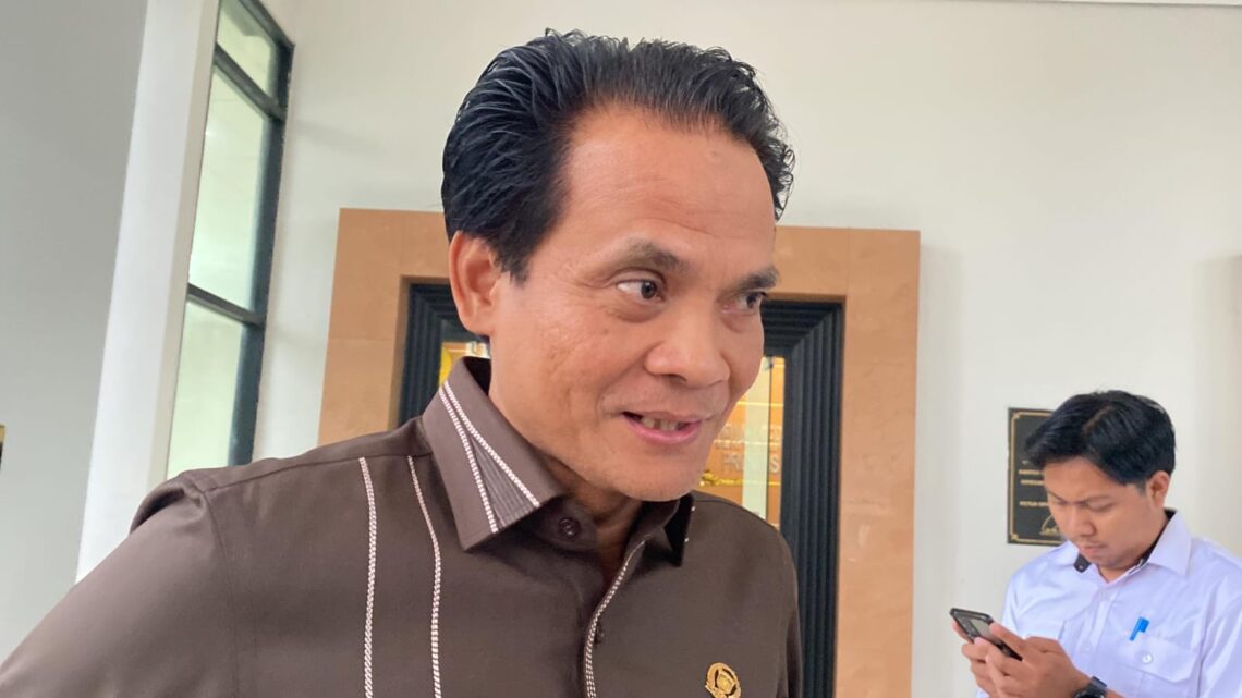 Kerusakan Jalan Baru Picu Pertanyaan Publik, DPRD Kaltim Tagih Akuntabilitas Proyek Merdeka–Sambutan