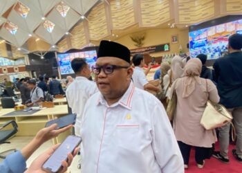 Agusriansyah Soroti Lambannya Proyek Infrastruktur di Sandaran, Minta Kontraktor Dievaluasi