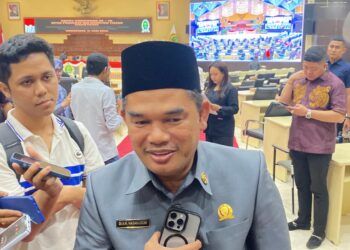 Ketua DPRD Kaltim Dorong Inovasi Peternakan, Limbah Sawit Jadi Solusi Pakan Sapi