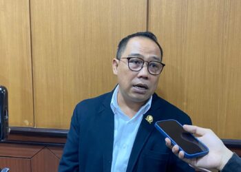 Sarkowi Dorong Pemerintah Terbuka Soal Gratispol, Apresiasi Peran Mahasiswa Unmul dalam Pengawasan Kebijakan Publik