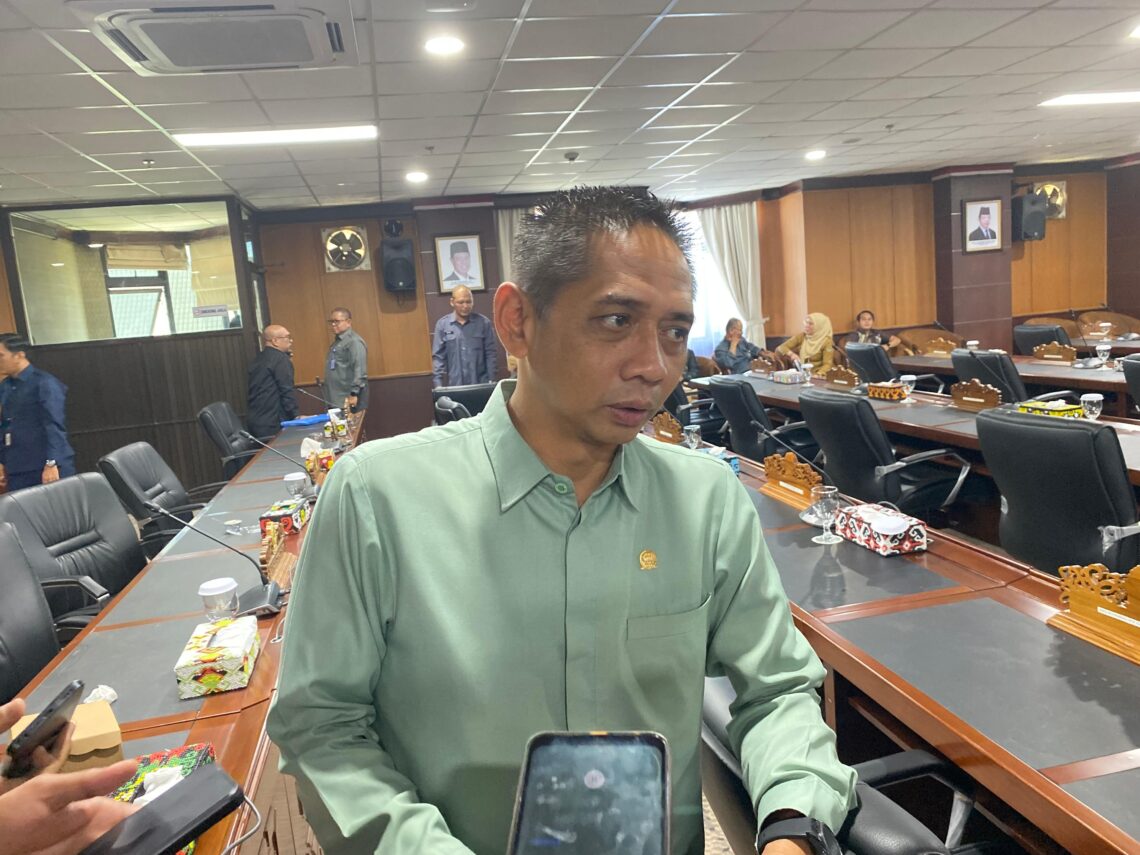 Dugaan Pungutan di SMP Loa Janan Disorot DPRD Kaltim, Pengawasan Pendidikan Diperketat