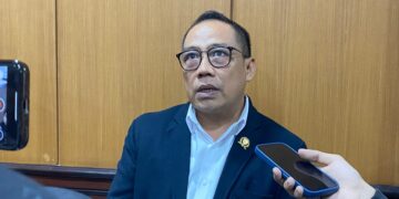 Sarkowi Ingatkan Risiko Ketergantungan SDA, Dorong Percepatan Pembangunan SDM Lewat Pendidikan Tinggi