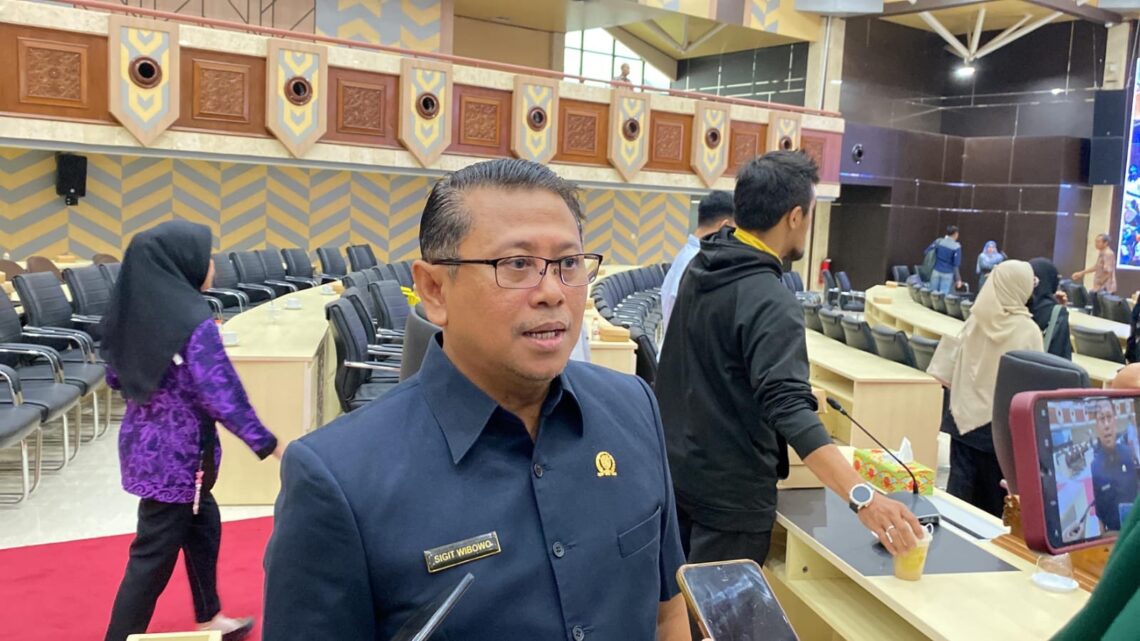 Sistem Pelayanan Publik Dinilai Ketinggalan Zaman, DPRD Kaltim: Masyarakat Dipaksa Tertib, Tapi Sistemnya Tidak Siap