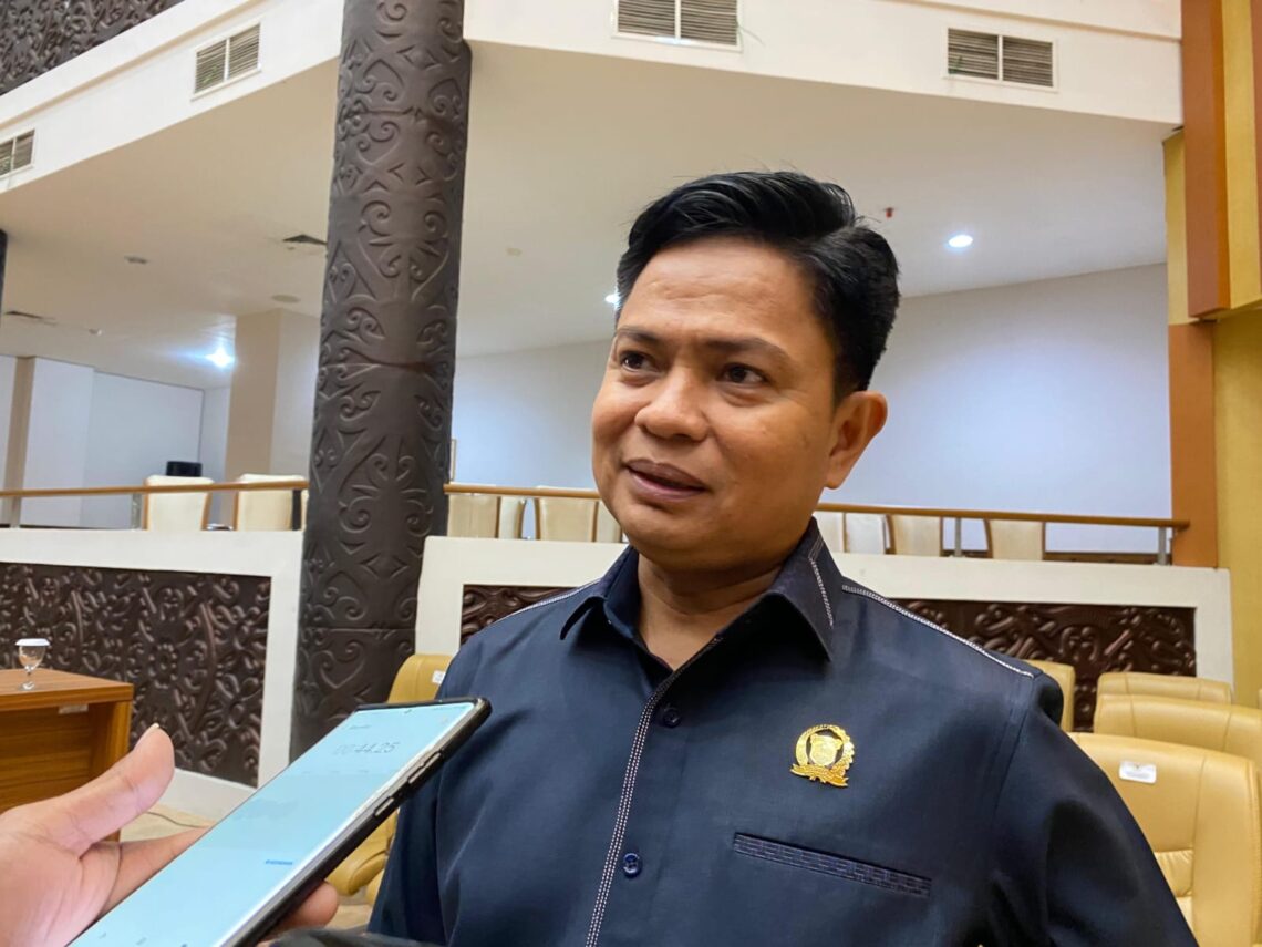 Harminsyah Minta Pemkot Atur Harga Seragam Sekolah: Stop Pungutan Terselubung!