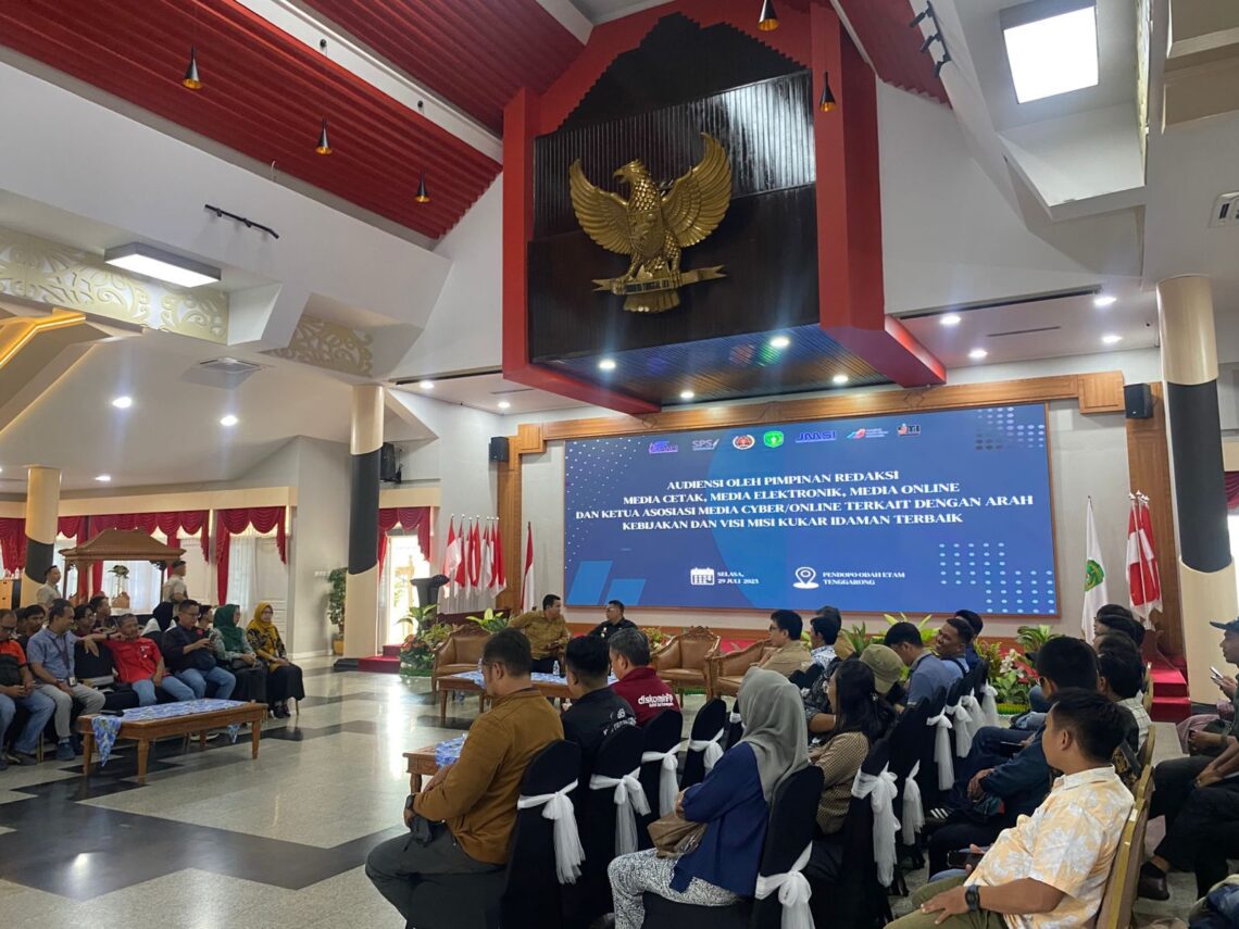 Pemkab Kukar Ajak Media Kawal Pembangunan