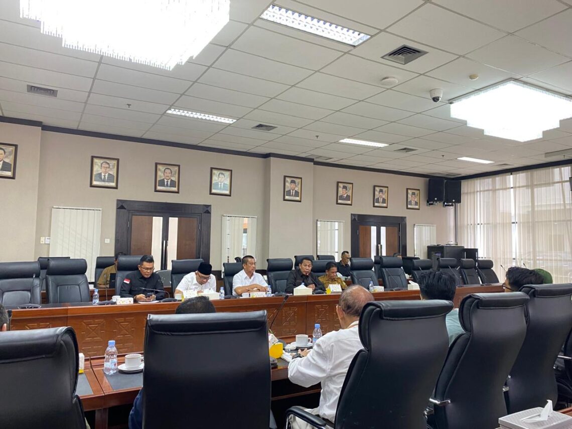 Komisi IV DPRD Kaltim Soroti Pendidikan: BOSDA, Guru Swasta, dan Sekolah Gratis Harus Sejalan