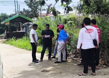 Warga Samboja Kompak Gelar Gotong Royong di Taman Makam Pahlawan
