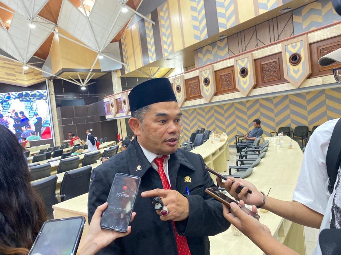 Minim Akses dan Krisis Pangan di Daerah Terpencil, Ketua DPRD Kaltim Usulkan Pengadaan Helikopter sebagai Solusi Kebutuhan Mendesak