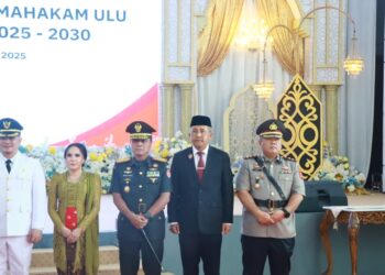 Polresta Samarinda Hadiri Pelantikan Bupati dan Wakil Bupati Mahulu Periode 2025–2030
