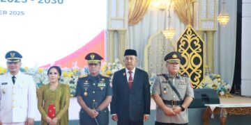 Polresta Samarinda Hadiri Pelantikan Bupati dan Wakil Bupati Mahulu Periode 2025–2030