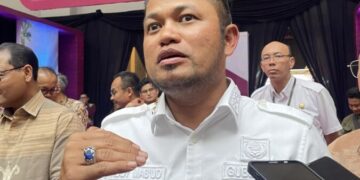 Gubernur Kaltim Rudy Mas’ud Umumkan Pencairan Dana Pendidikan Gratispol Rp44,15 Miliar