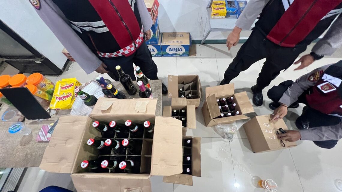 Operasi Pekat Mahakam 2026, Polisi Sita 150 Botol Miras di Samarinda