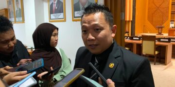 Deni Hakim Anwar Dorong Peningkatan Pencahayaan Stadion Segiri untuk Laga Internasional