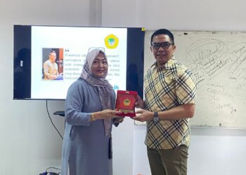 Bahas Otonomi dan Tata Kelola Daerah, Andi Harun Isi Kuliah Magister Hukum Untag