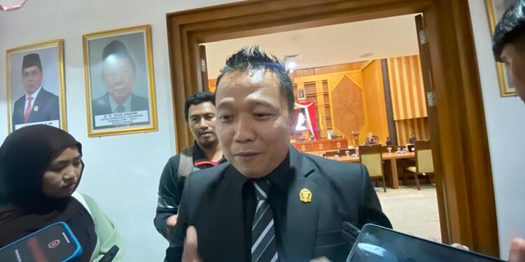LPJU Kawasan Jembatan Mahkota Banyak Padam, DPRD Samarinda Minta Segera Ditangani