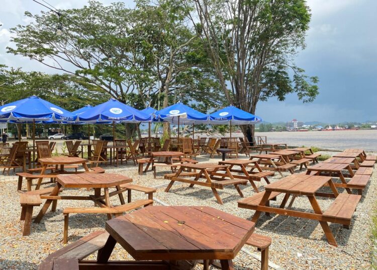 Kehadiran Kafe dan Wahana di Tepian Mahakam Dinilai Hidupkan Kawasan Tepi Sungai