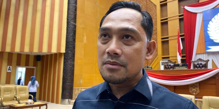 Abdul Rohim Minta Pemkot Kaji Ulang Rencana Pembongkaran Menara Lampu Taman Samarendah
