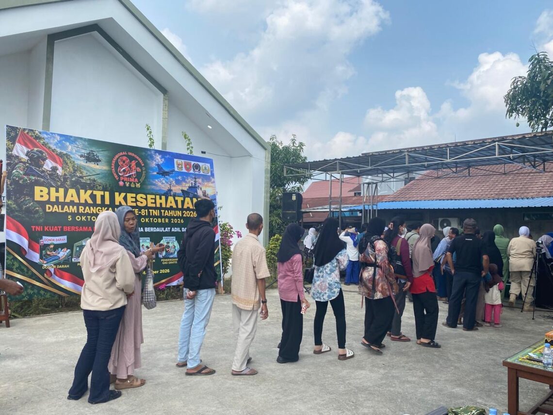 Antusias Warga Ikuti Bakti Kesehatan HUT TNI, Camat Sangatta Utara Dorong Pemeriksaan Rutin