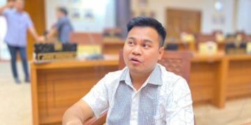 Tepian Mahakam di Sekitar Teras Samarinda Dipenuhi Sampah, DPRD Minta DLH Bertindak