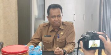 Anggaran Seragam Terlambat, Sekolah Diminta Tak Jual Stok Lama