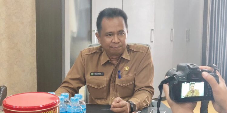 Anggaran Seragam Terlambat, Sekolah Diminta Tak Jual Stok Lama