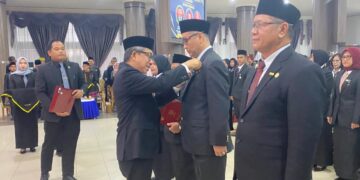 512 ASN Kutim Terima Satyalencana, Bupati Tekankan Pengabdian dan Regenerasi