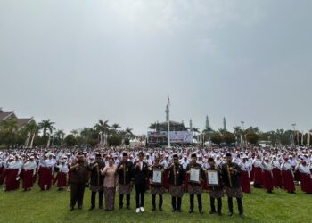 HUT ke-27 Kutim, 61 Ribu Peserta Deklarasikan Komitmen Antinarkoba